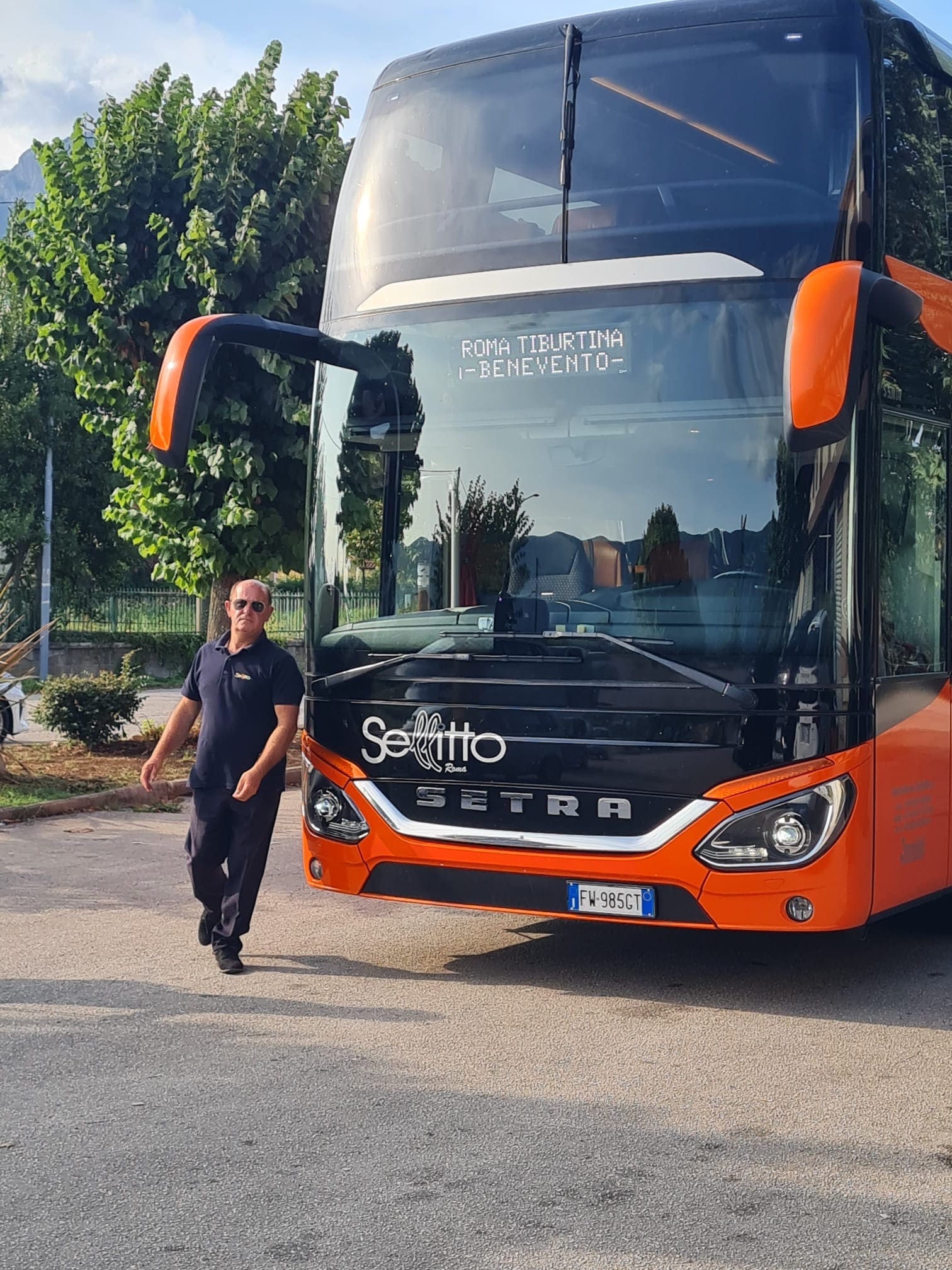 Flotta autobus Autolinee Sellitto - Trasporti sicuri e moderni